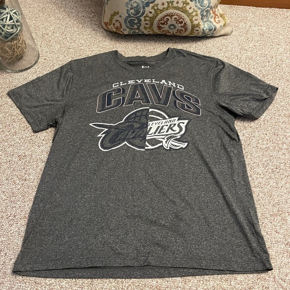 T shirt ✨ - Picture 1 of 2